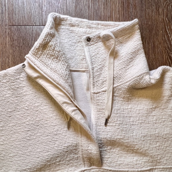 CALIA by Carrie Underwood 1/4 Zip Pullover - Size L - Cream Textured - Picture 2 of 9